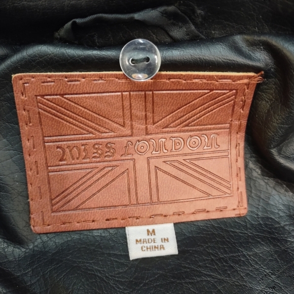 Miss London Women's Black Faux Leather Bomber/Biker Jacket Size M - Picture 8 of 9